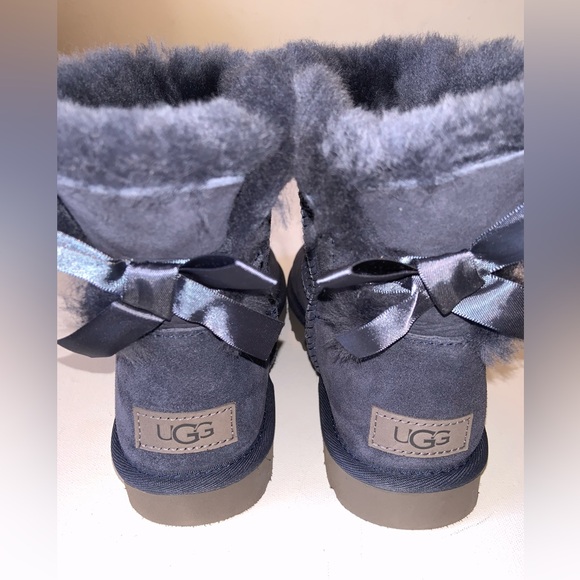 Ugg Mini Bailey Bow II - Picture 12 of 12